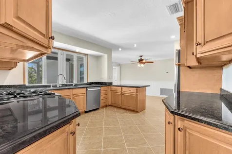 2411 NW 87th Avenue Sunrise FL 33322