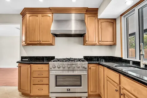 2411 NW 87th Avenue Sunrise FL 33322
