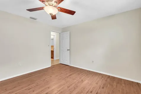 2411 NW 87th Avenue Sunrise FL 33322