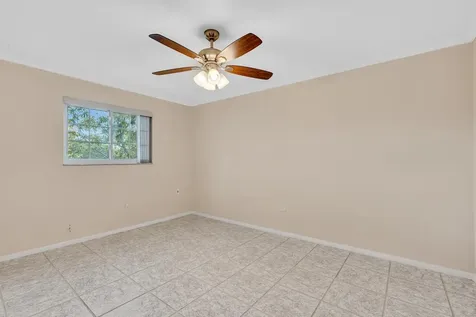 2411 NW 87th Avenue Sunrise FL 33322