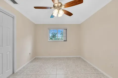 2411 NW 87th Avenue Sunrise FL 33322