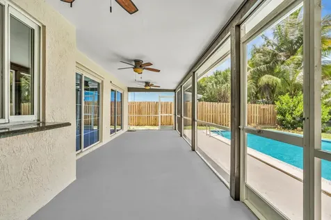 2411 NW 87th Avenue Sunrise FL 33322
