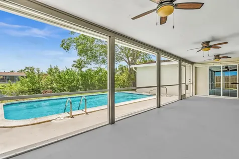 2411 NW 87th Avenue Sunrise FL 33322