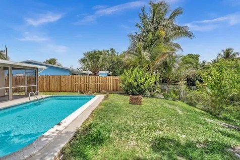 2411 NW 87th Avenue Sunrise FL 33322