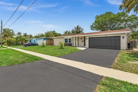 2411 NW 87th Avenue Sunrise FL 33322
