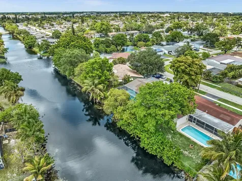 2411 NW 87th Avenue Sunrise FL 33322