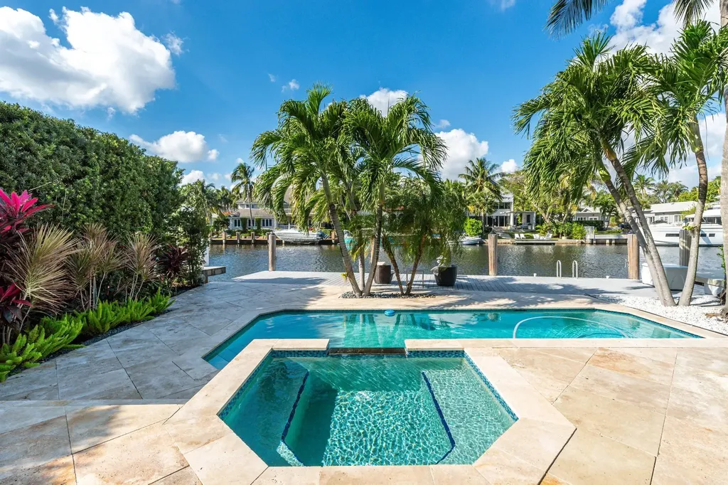 117 S Gordon Road Fort Lauderdale FL 33301