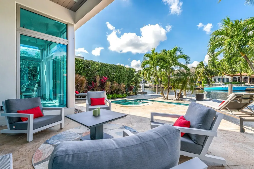 117 S Gordon Road Fort Lauderdale FL 33301