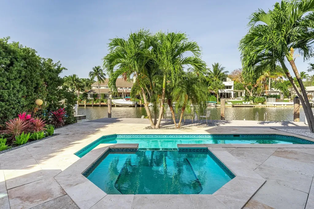 117 S Gordon Road Fort Lauderdale FL 33301