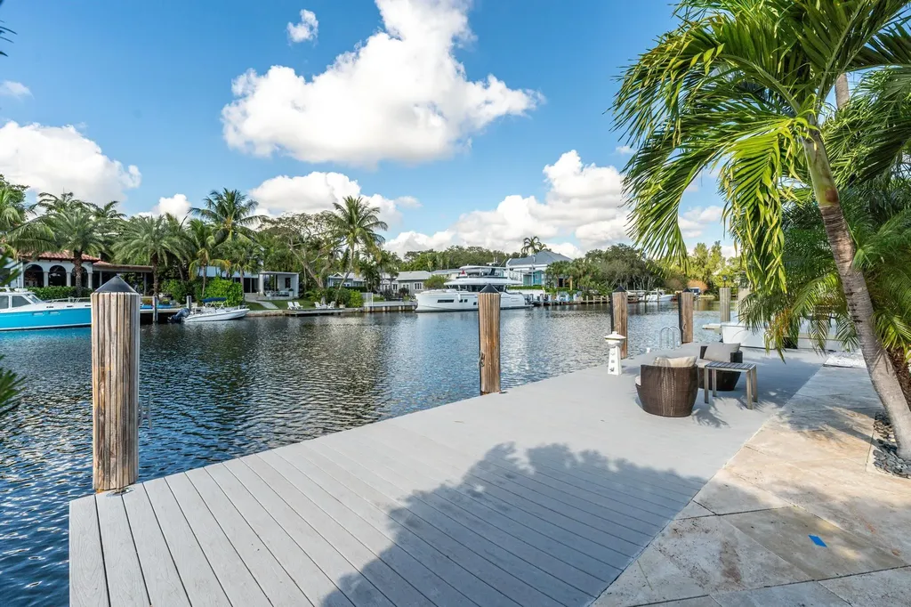 117 S Gordon Road Fort Lauderdale FL 33301