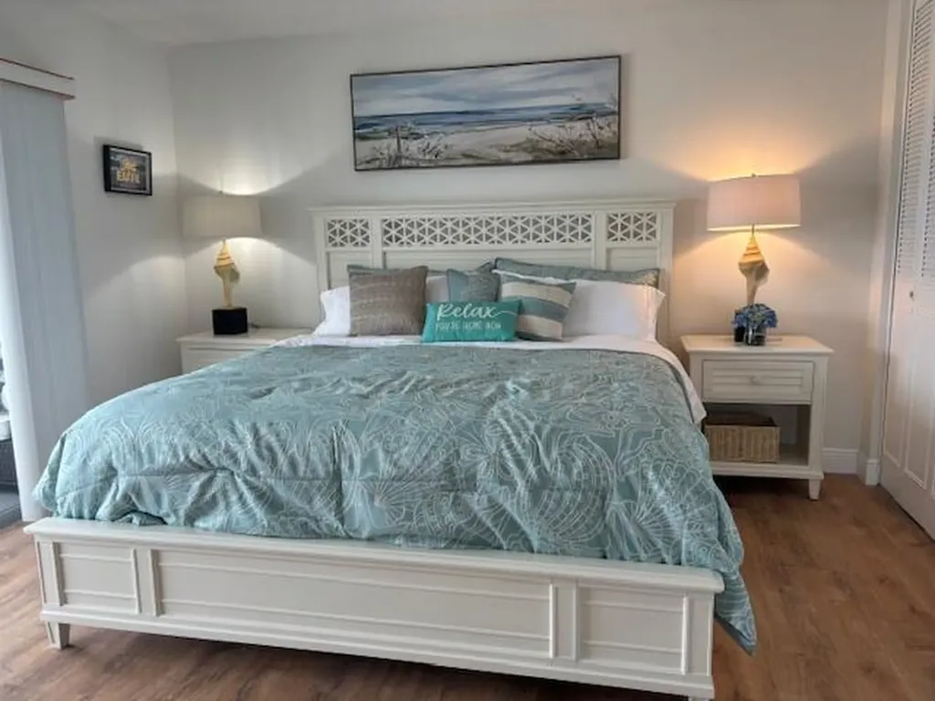 907 Marina Drive North Palm Beach FL 33408