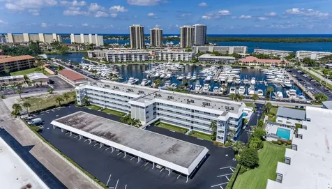 907 Marina Drive North Palm Beach FL 33408