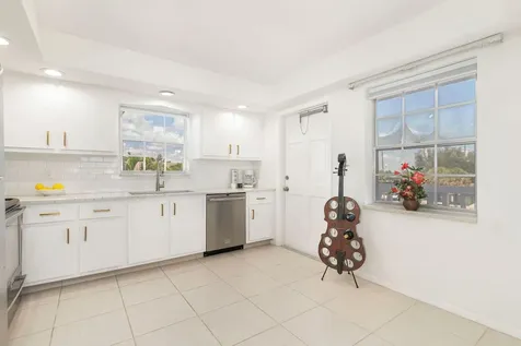 907 Marina Drive North Palm Beach FL 33408
