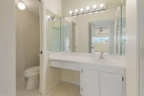 6850 10th Avenue N Greenacres FL 33467