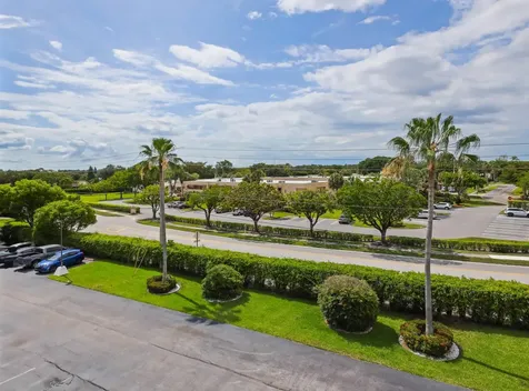 6850 10th Avenue N Greenacres FL 33467
