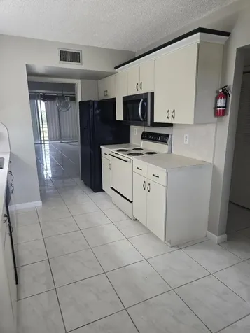 6850 10th Avenue N Greenacres FL 33467