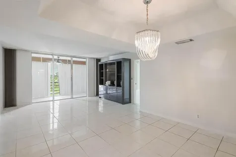 6850 10th Avenue N Greenacres FL 33467