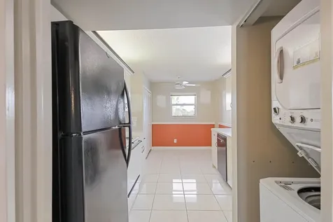 6850 10th Avenue N Greenacres FL 33467