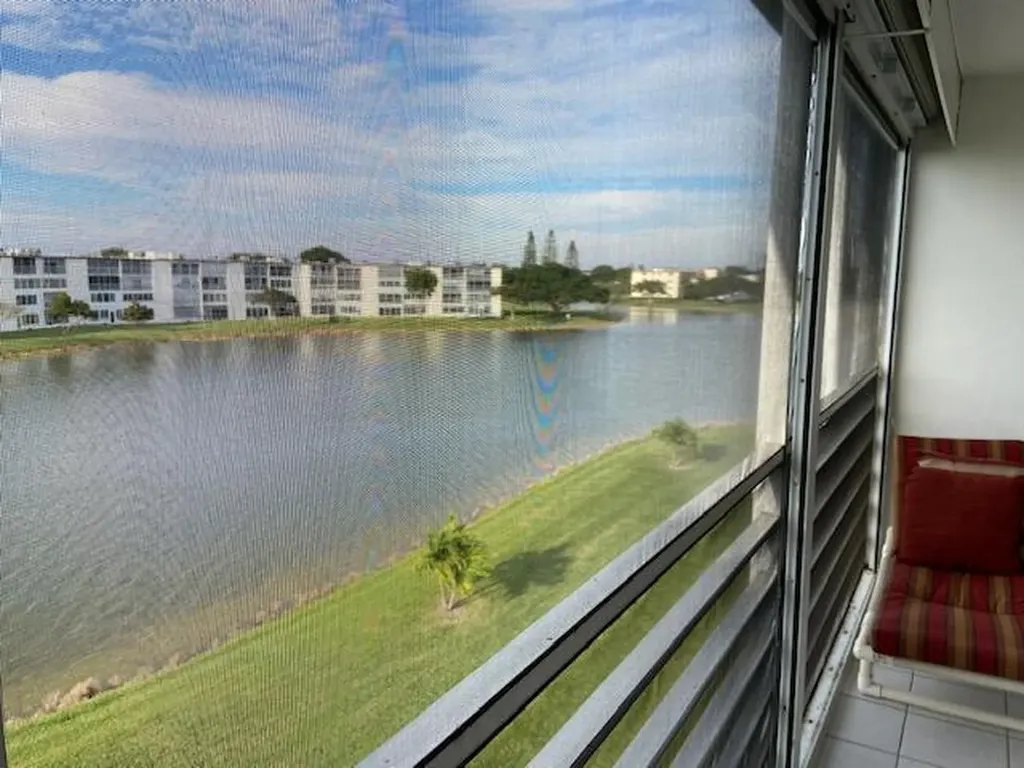 4042 Exeter C Boca Raton FL 33434