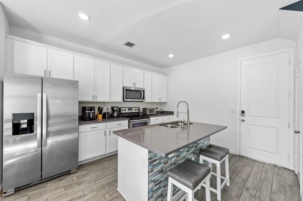 1817 Lake Cove Drive Lake Worth FL 33460