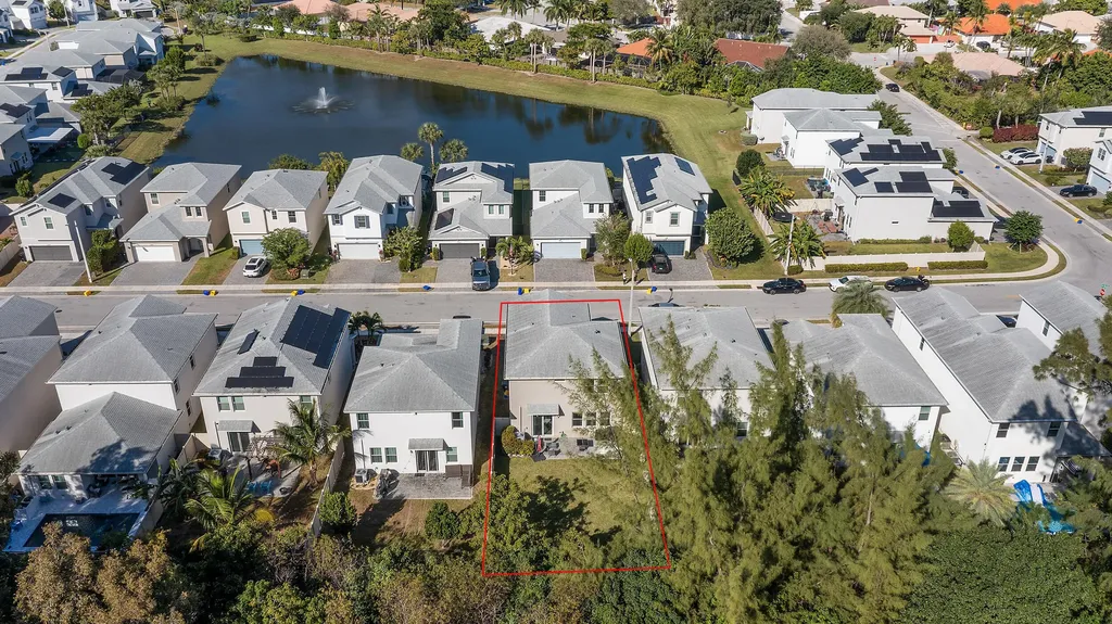 1817 Lake Cove Drive Lake Worth FL 33460