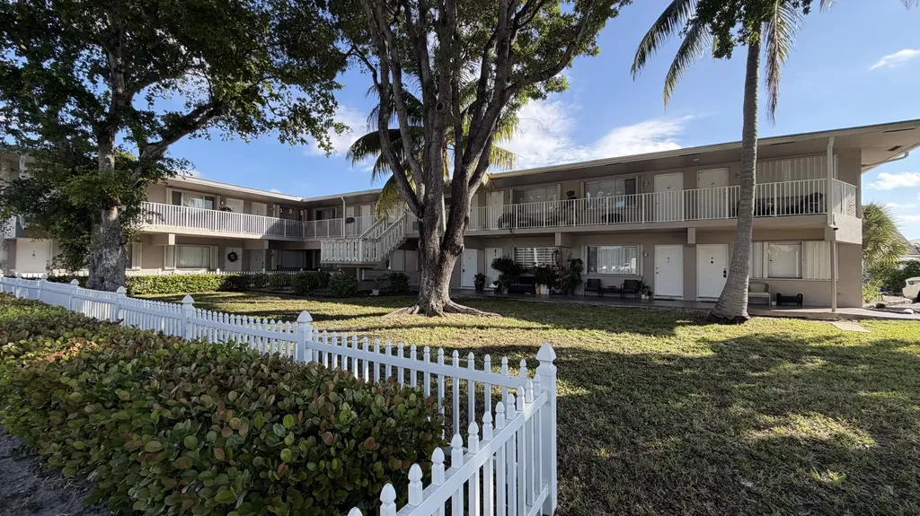 344 SE 11th Avenue Pompano Beach FL 33060