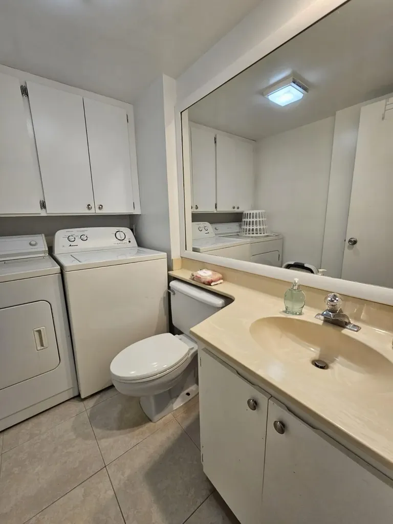 209 Charter Way West Palm Beach FL 33407