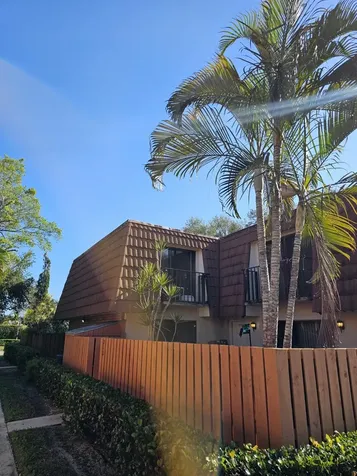 209 Charter Way West Palm Beach FL 33407