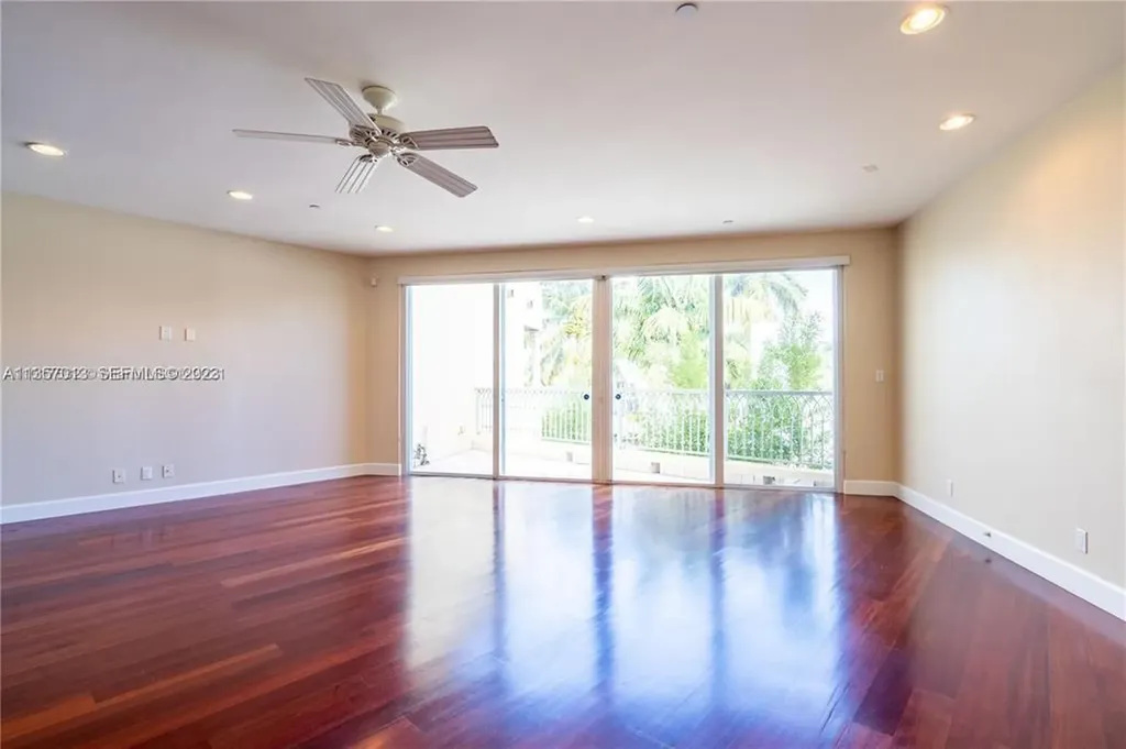 3121 NE 26th Street Fort Lauderdale FL 33305
