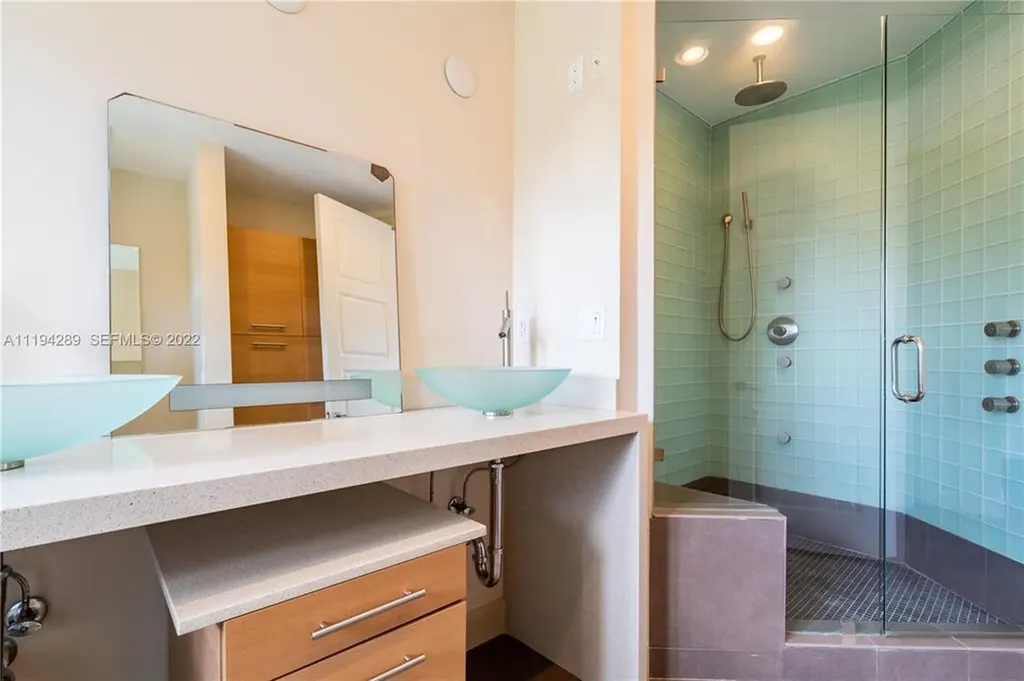 3121 NE 26th Street Fort Lauderdale FL 33305