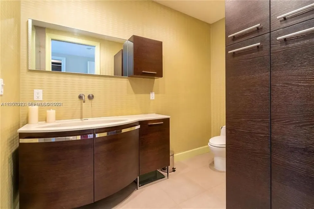 3121 NE 26th Street Fort Lauderdale FL 33305