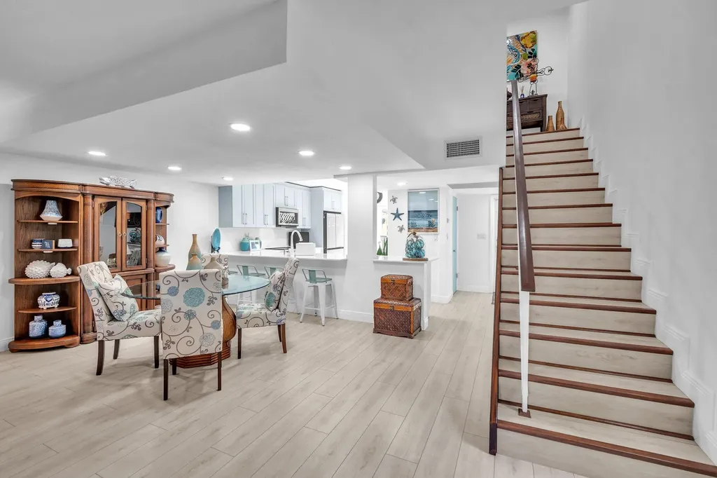3073 N Palm Aire Drive Pompano Beach FL 33069