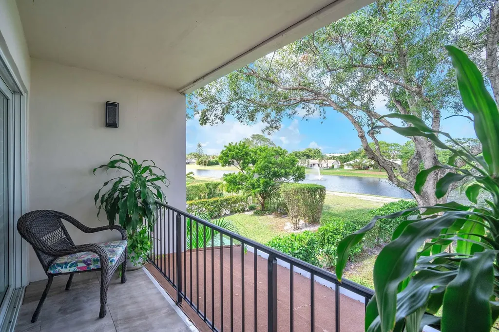 3073 N Palm Aire Drive Pompano Beach FL 33069