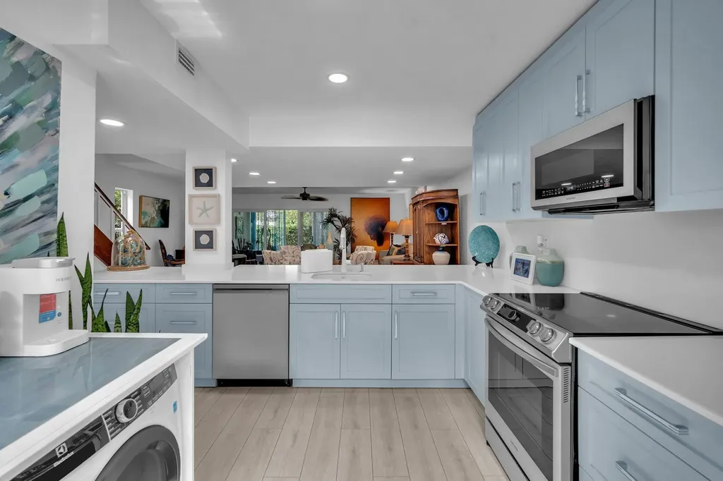 3073 N Palm Aire Drive Pompano Beach FL 33069