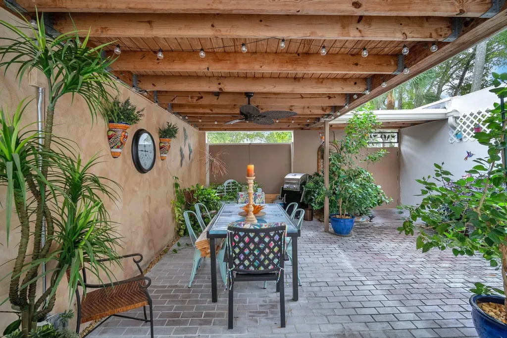 3073 N Palm Aire Drive Pompano Beach FL 33069
