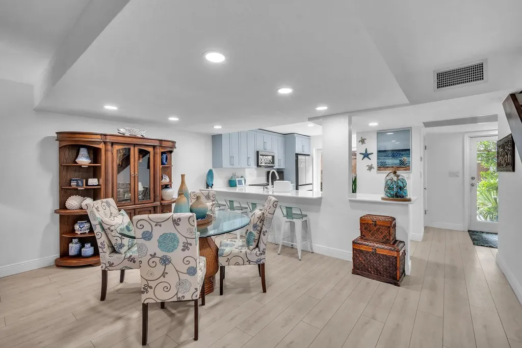 3073 N Palm Aire Drive Pompano Beach FL 33069