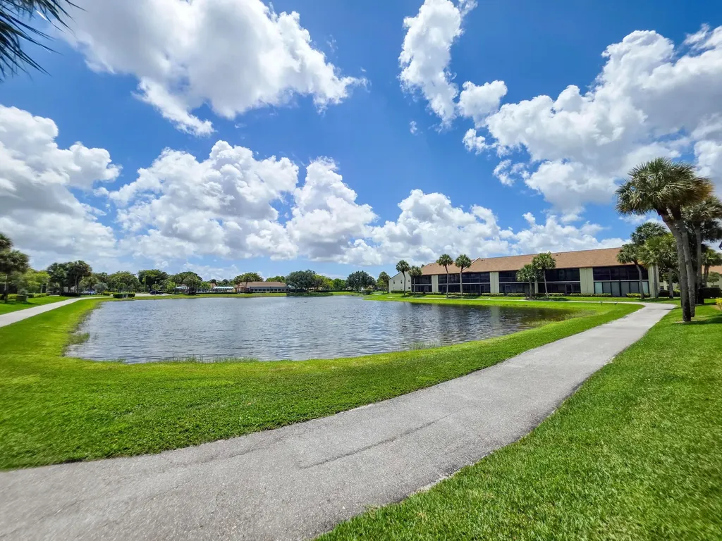 7892 Willow Spring Drive Lake Worth FL 33467