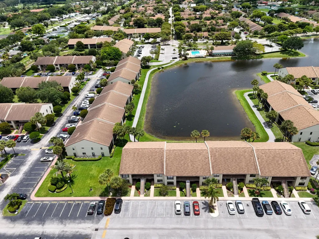 7892 Willow Spring Drive Lake Worth FL 33467