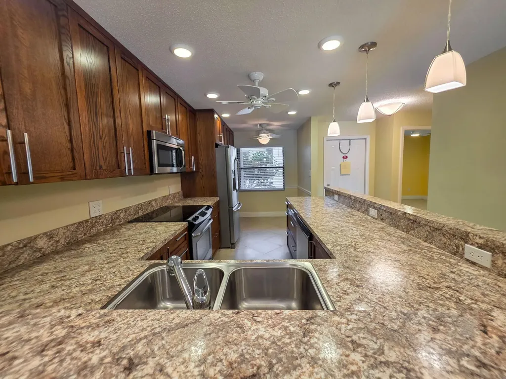 7892 Willow Spring Drive Lake Worth FL 33467