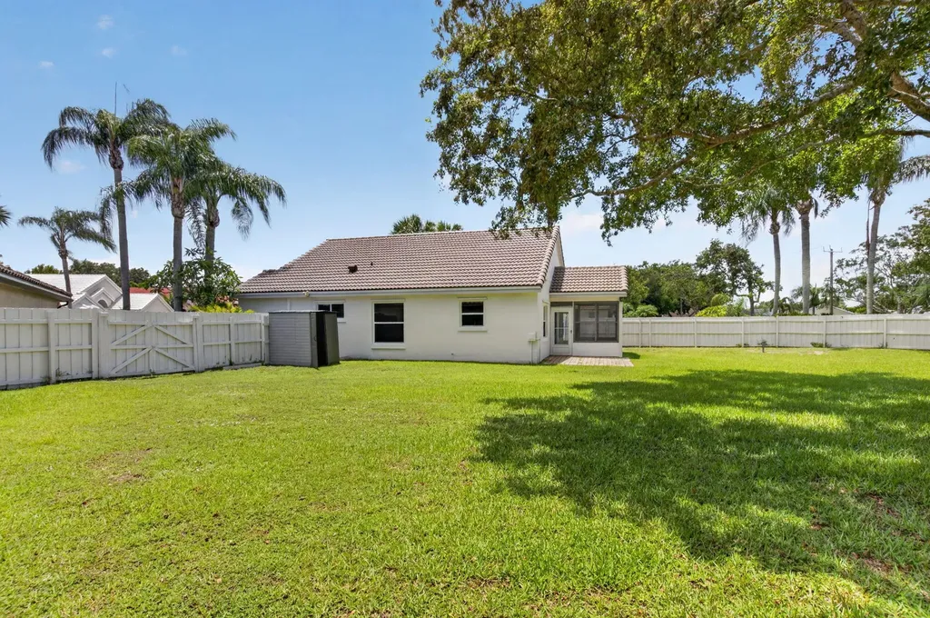7550 Ironbridge Circle Delray Beach FL 33446