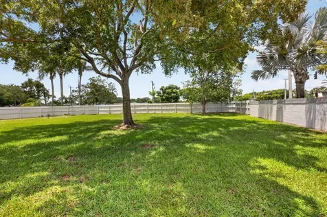 7550 Ironbridge Circle Delray Beach FL 33446