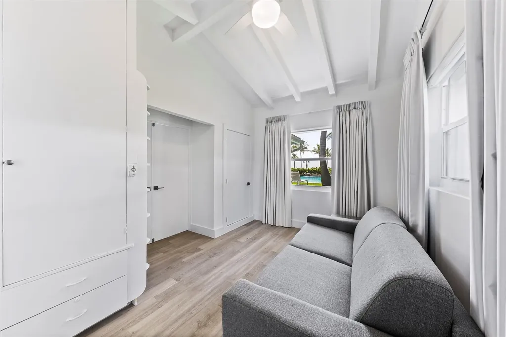 1663 N Fort Lauderdale Beach Boulevard Fort Lauderdale FL 33305