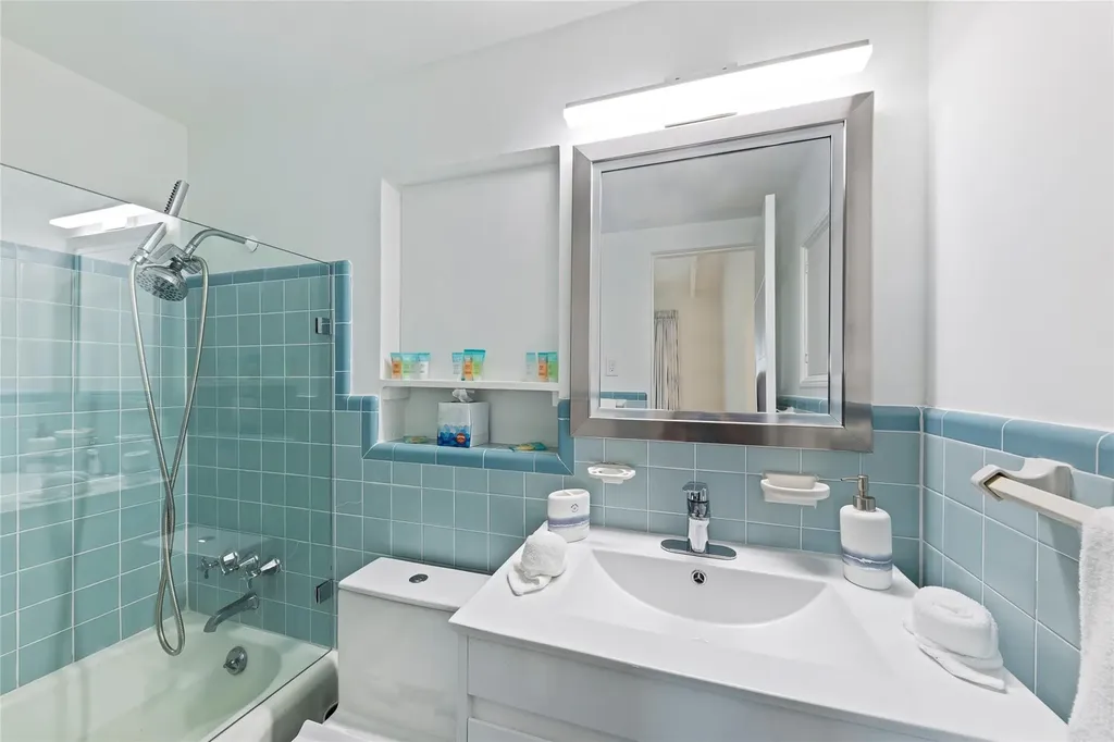 1663 N Fort Lauderdale Beach Boulevard Fort Lauderdale FL 33305