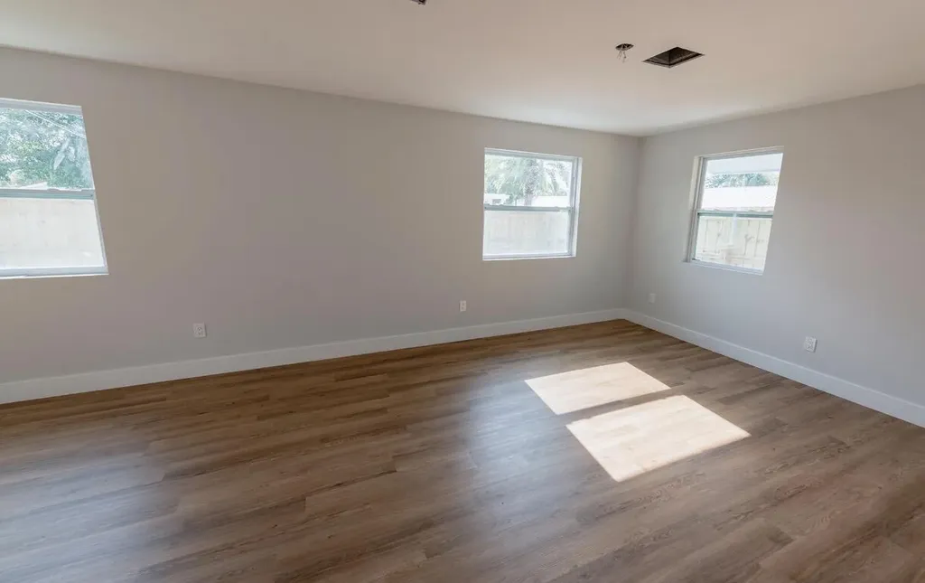 1867 Windsor Drive North Palm Beach FL 33408