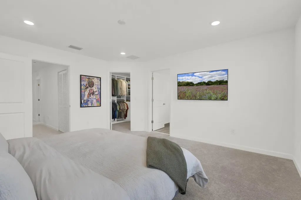 4246 Lagoon Shore Drive Greenacres FL 33467