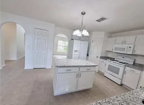 2538 12th Square SW Vero Beach FL 32968