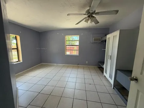 5233 NE 20th Terrace Pompano Beach FL 33064
