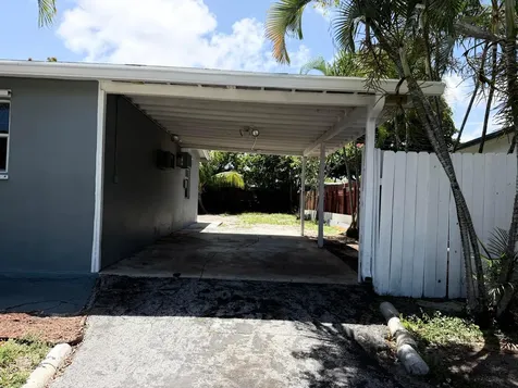 5233 NE 20th Terrace Pompano Beach FL 33064