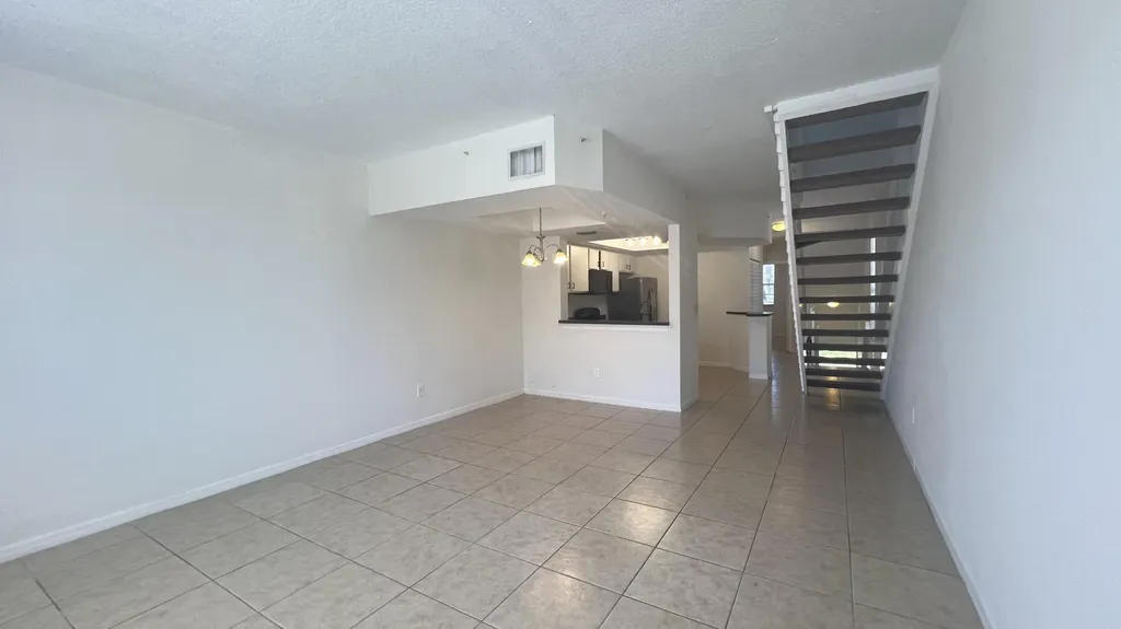 735 SW 148th Avenue Sunrise FL 33325