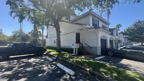 735 SW 148th Avenue Sunrise FL 33325